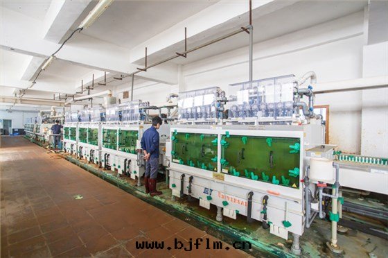 鑫海(hǎi)森(sēn)蝕刻(kè)加工生(shēng)産車間(jiān)