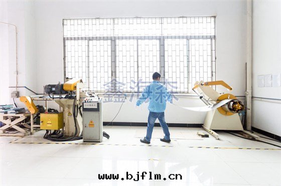 蝕刻(kè)加工材料裁剪車間(jiān)