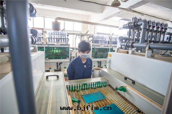 金(jīn)屬蝕刻(kè)加工的(de)鈍化(huà)工藝